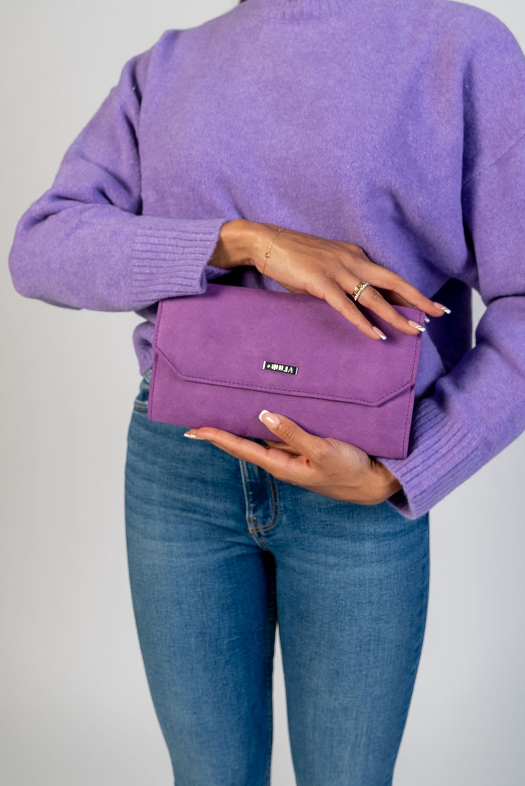 HANDBAG
