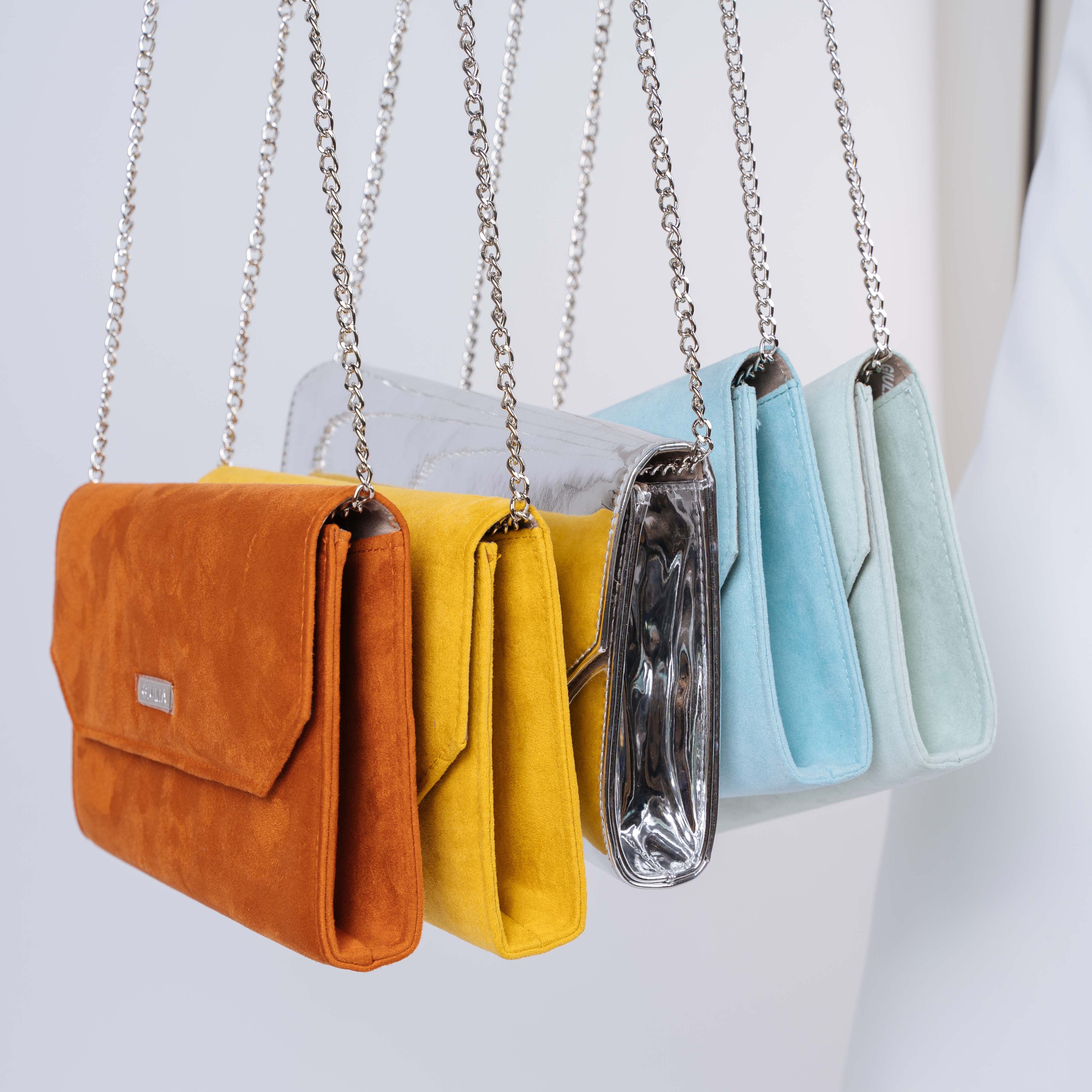 Sacs - Pochettes différentes couleurs